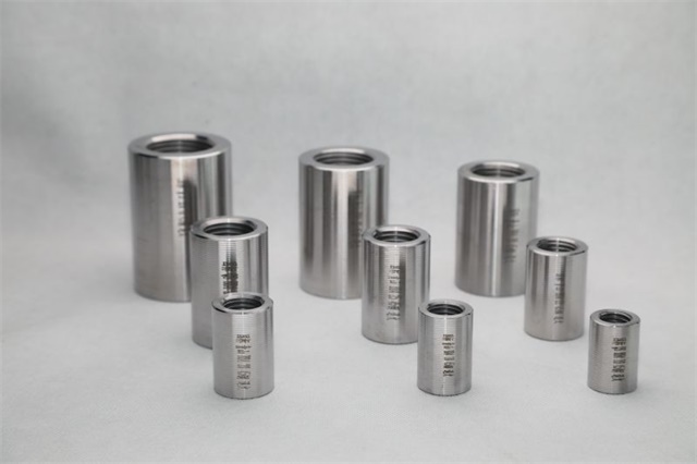 海南直螺纹钢筋<font style='color:red'>套筒</font>连接